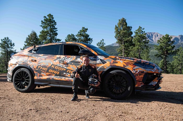New Lamborghini Urus breaks record on Pikes Peak hill climb event